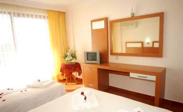 Ideal Beach Hotel Kargicak  Bagian luar foto