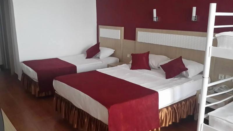 Ideal Beach Hotel Kargicak  Bagian luar foto