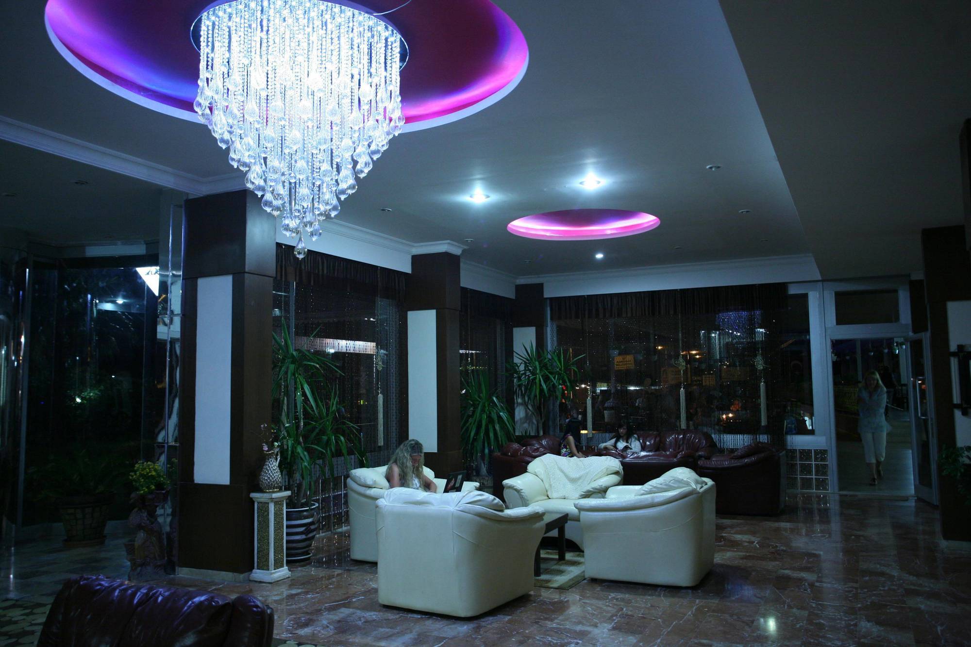 Ideal Beach Hotel Kargicak  Bagian luar foto